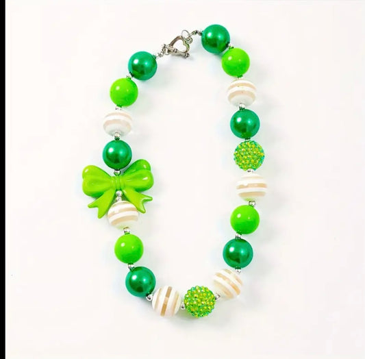 Green chunky necklace
